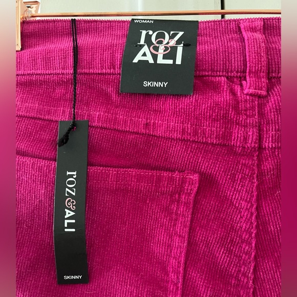 Roz & Ali NWT Corduroy Jeans - size 16 - Picture 4 of 6